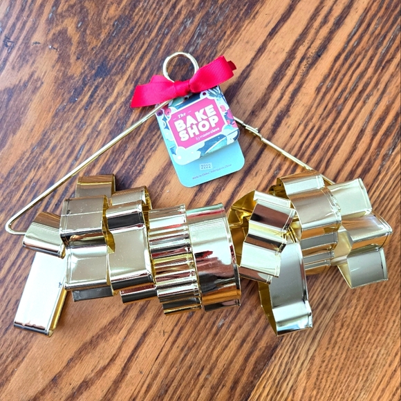 ๐50% OFF๐ช๐ฅ NWTโผ๏ธThe Bake Shop by Masterclass brand 10-pc Cookie Cutter Set - Picture 1 of 7